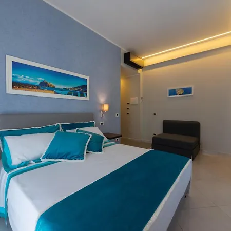 Bed & Breakfast La Piazzetta 4*