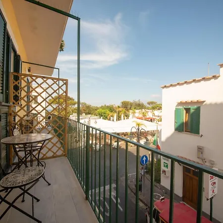 Bed & Breakfast La Piazzetta Ischia