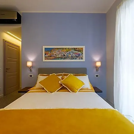 La Piazzetta 4*