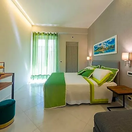 La Piazzetta 4* איסקיה