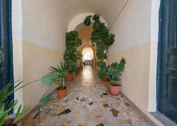 La Piazzetta 伊斯基亚