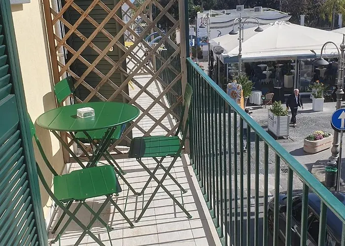 住宿加早餐酒店 La Piazzetta 4*