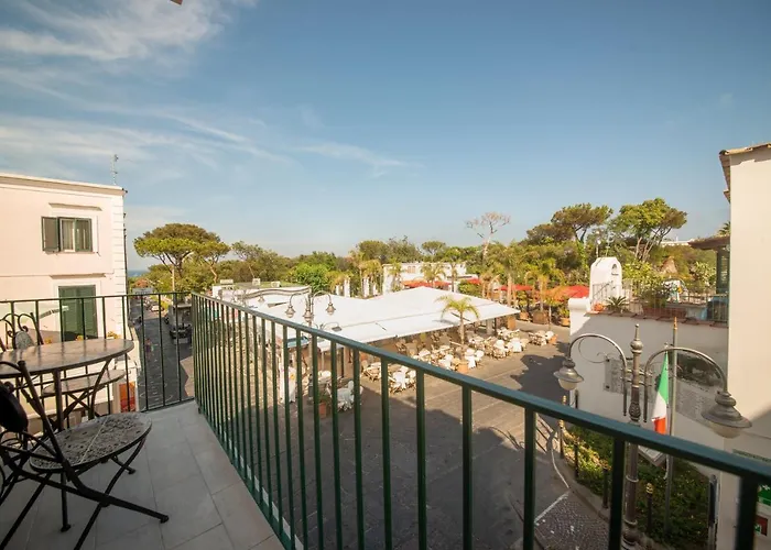 La Piazzetta Ísquia