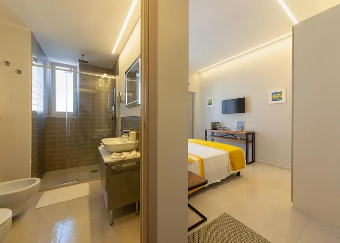 La Piazzetta Ísquia