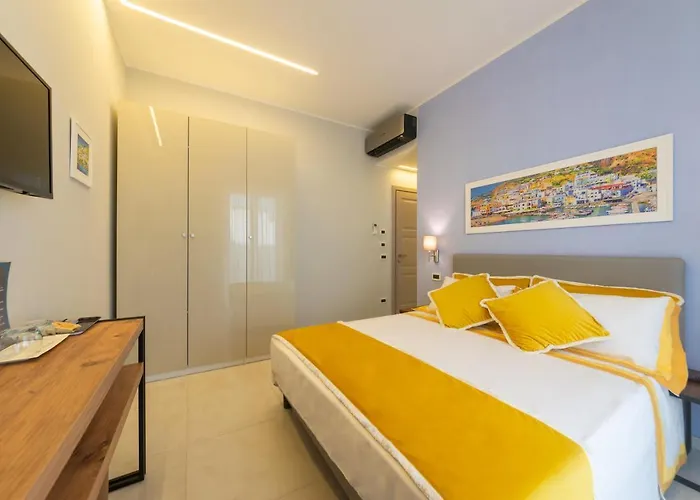 La Piazzetta Ísquia